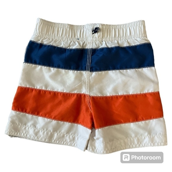 The Children’s Place baby boy pirate swim trunks 12-18 months - Picture 3 of 4